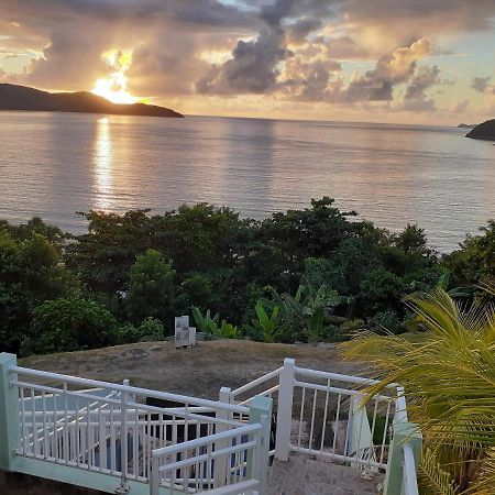 Résidence Belle Anse, F3 sans vis à vis, vue mer La Trinité Exterior foto